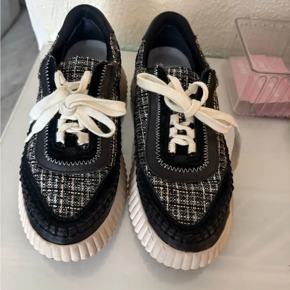 Dolce Vita Dolen Leather  & Crocheted Platform Sneakers Tennis Shoes Sz 6.5